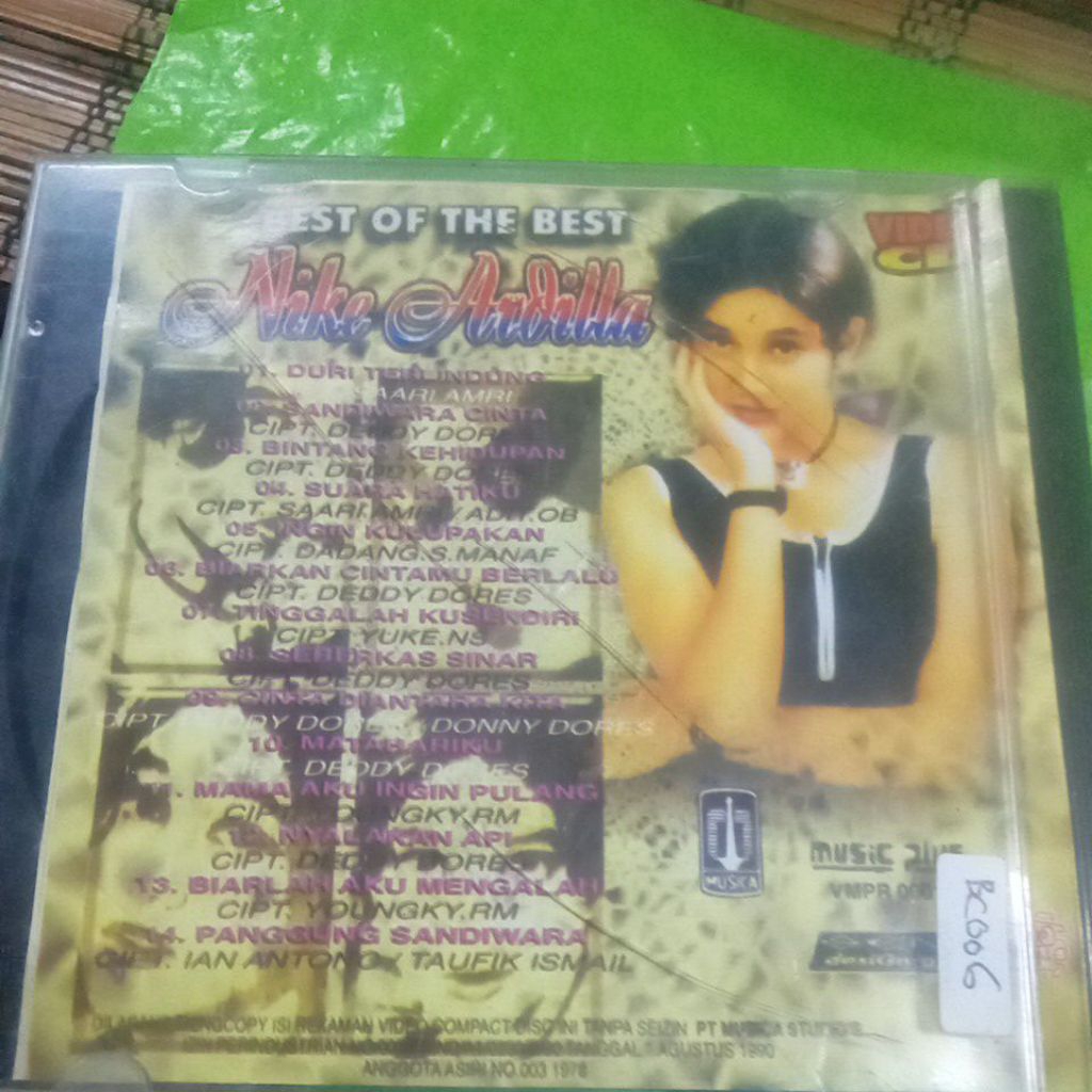 VCD NIKE ARDILLA BC006