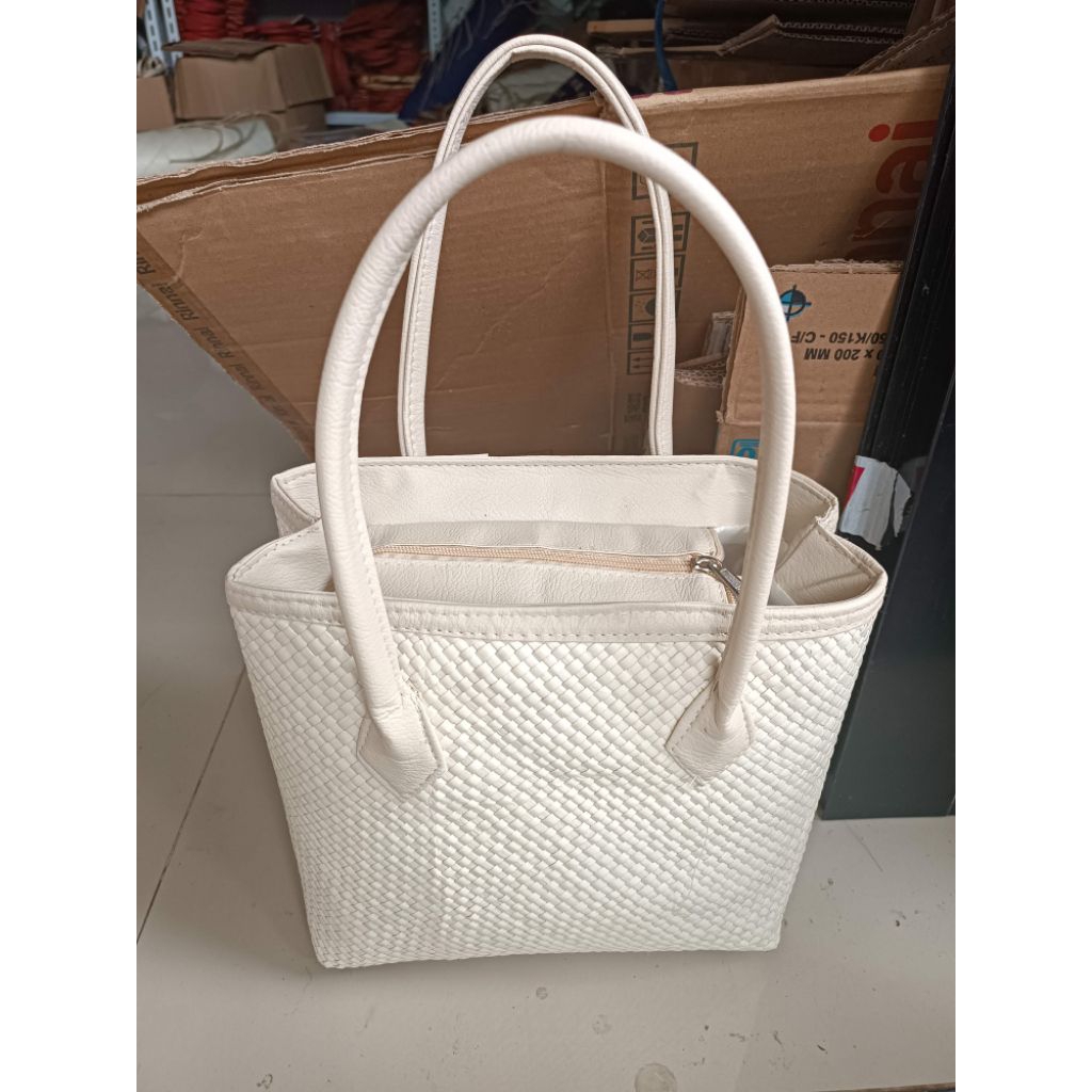 Tas Wanita Jinjing WB anyaman pandan / Tas Jinjing Daily Casual