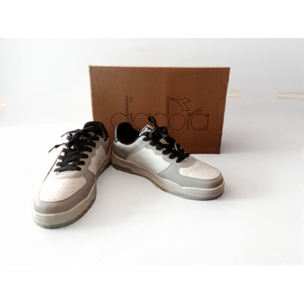 Sepatu Diadora Mckenzie White Grey Original // Sepatu Casual Pria Wanita Original