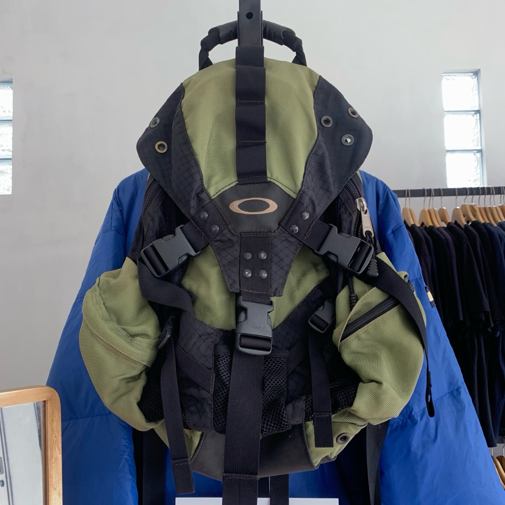 “OAKLEY SOFTWARE 2000s ICON TECHNICAL UTILITY BACPACK/TAS RANSEL OAKLEY VINTAGE Y2K