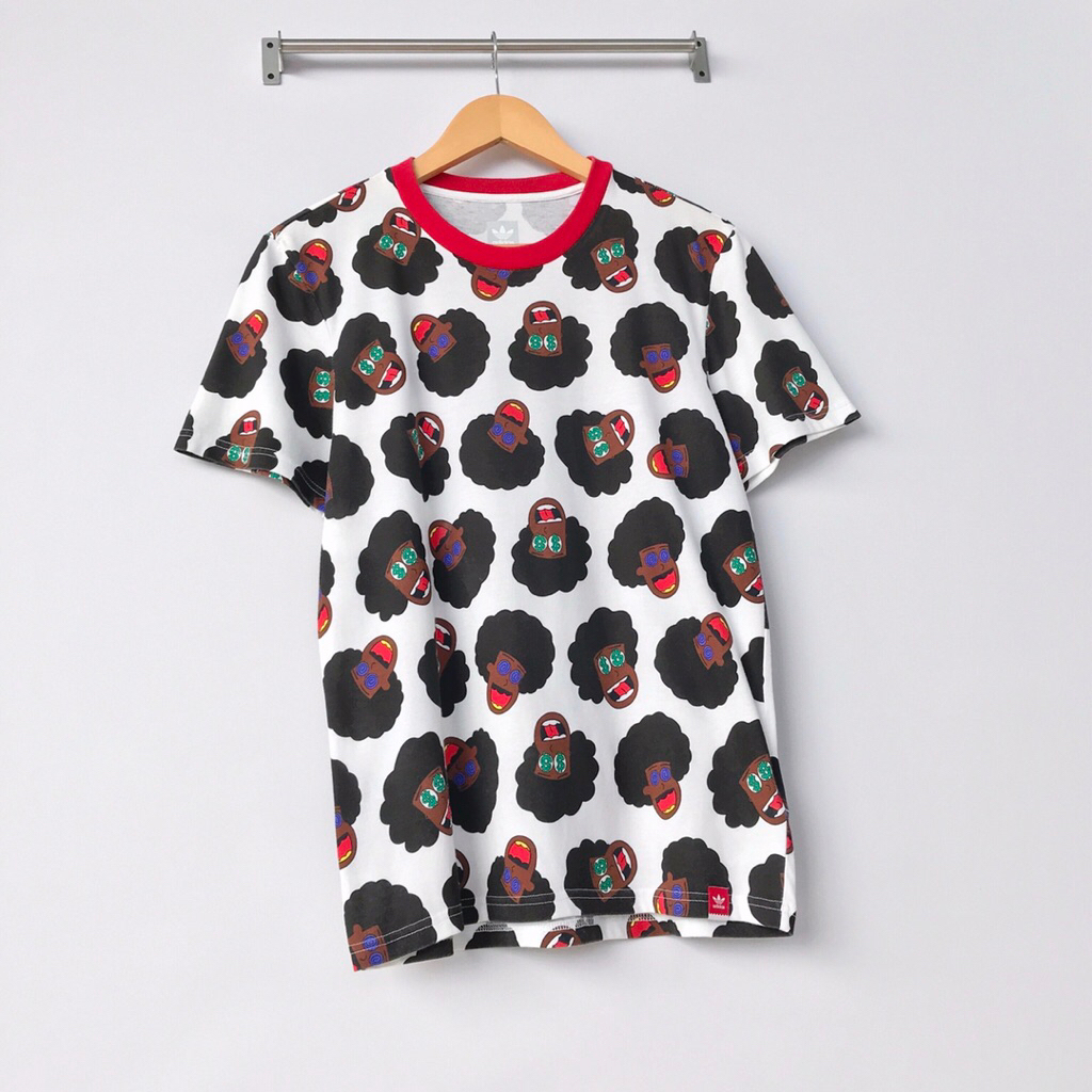 Kaos ADIDAS x Na Kel Smith 90s Skate AOP Full Print