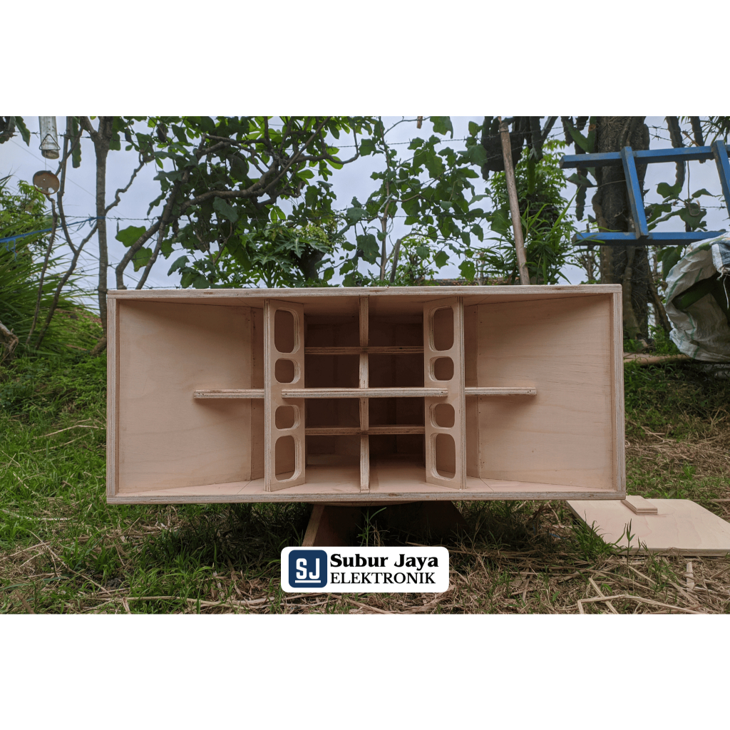 CLA 8 inch Box Speaker