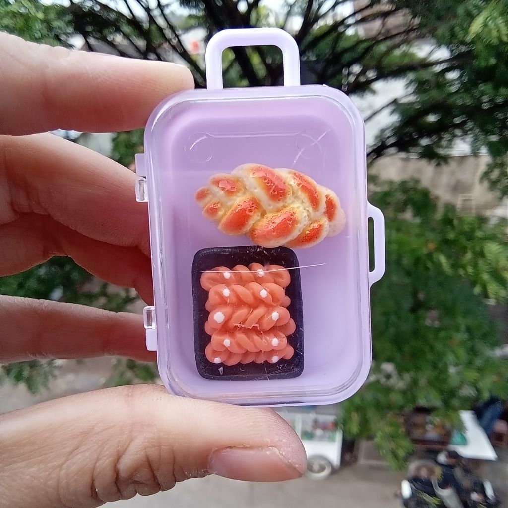 miniatur botol minum / miniatur makanan / 2cm