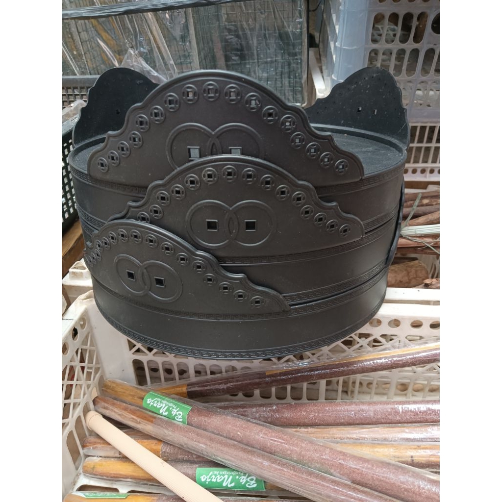 tebok kandang besi pleci