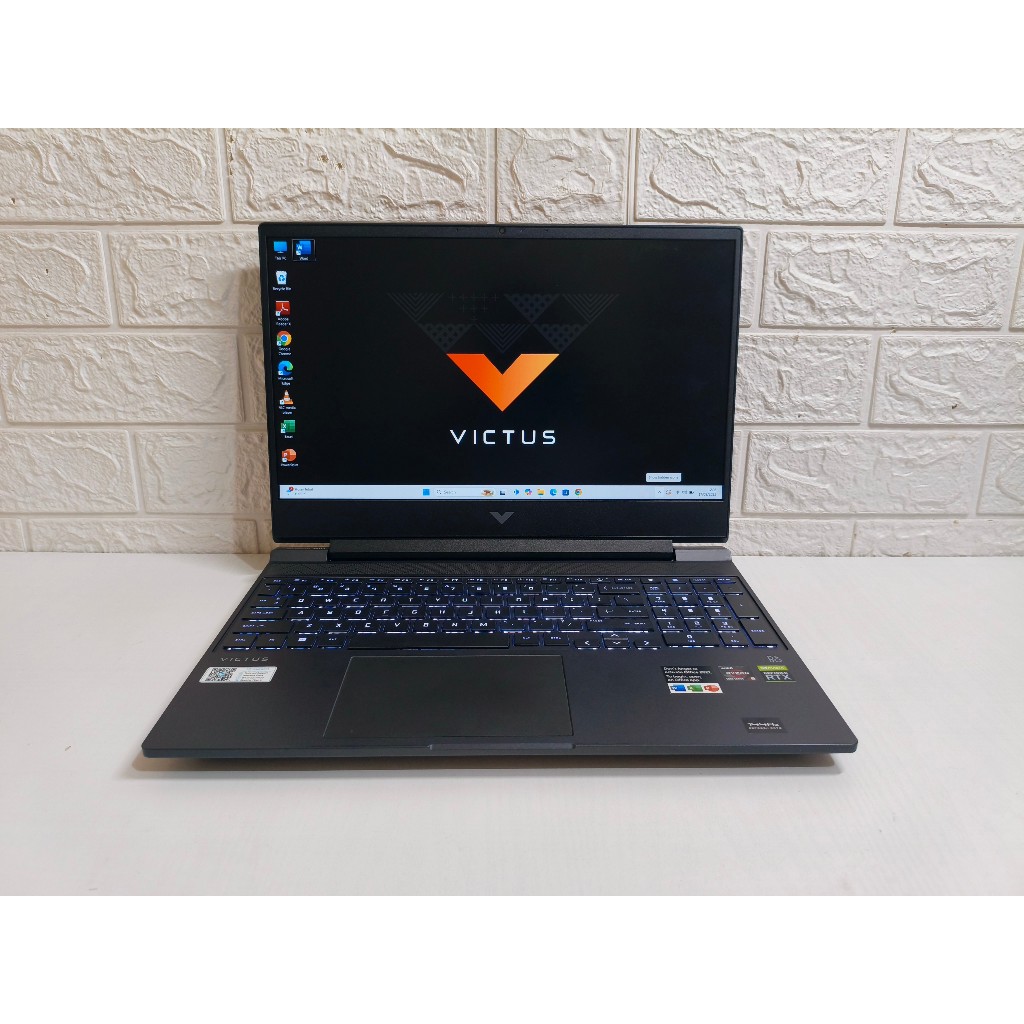 HP Victus 15 Ryzen 5 5600H Nvidia RTX 3050 4GB | RAM 16GB SSD 512GB 144Hz | Laptop Gaming Second