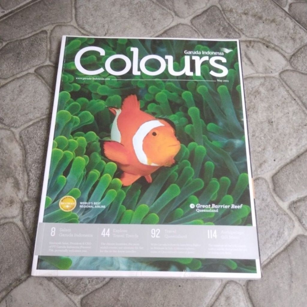 BUKU GARUDA INDONESIA COLOURS MAY 2013.