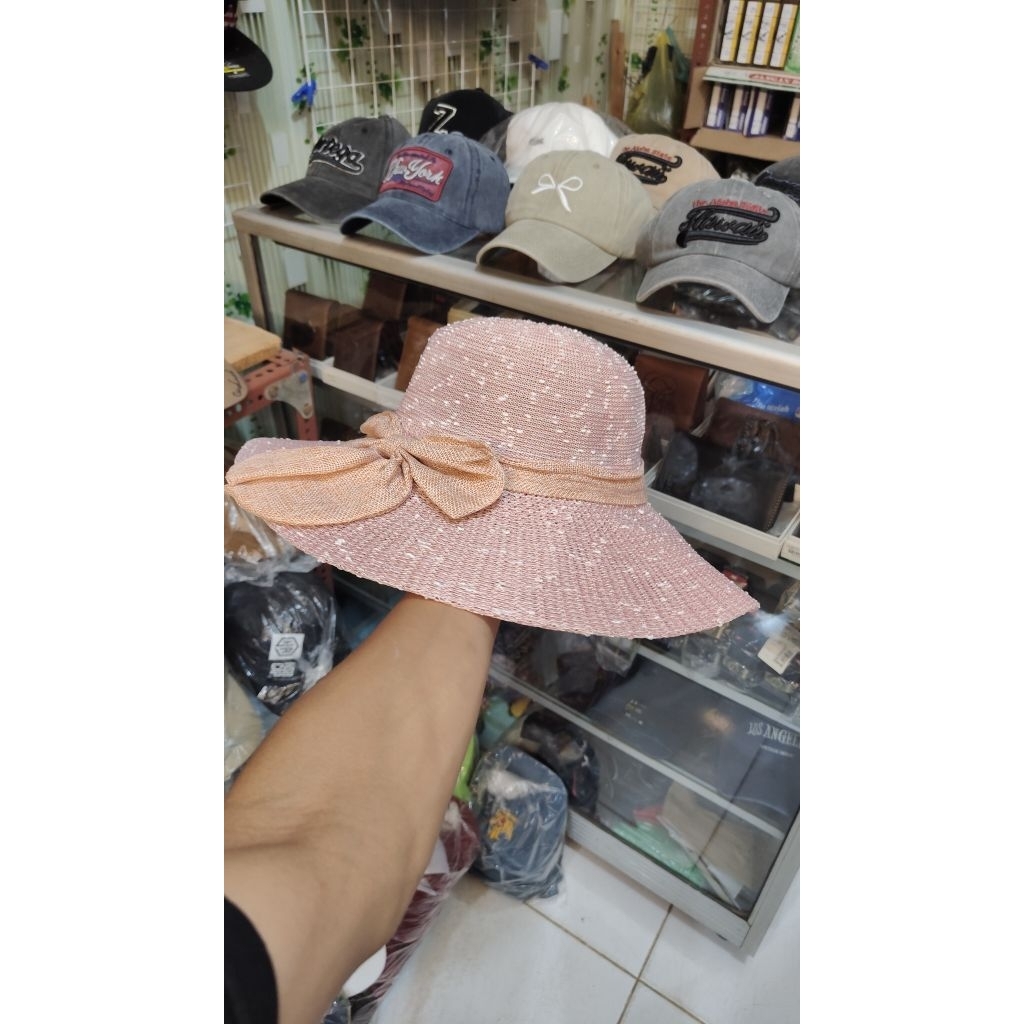 Topi pantai wanita, topi rajut pantai