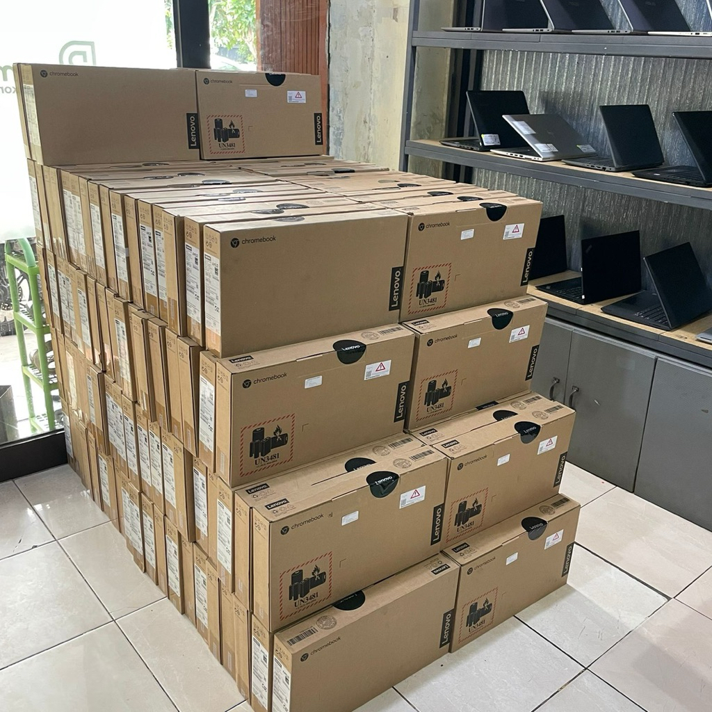 LAPTOP BARU SEGEL Lenovo Flip Chromebook 300e, (Touchscreen), Bisa Jadi Tab, Super Slim, Ringan, Mul