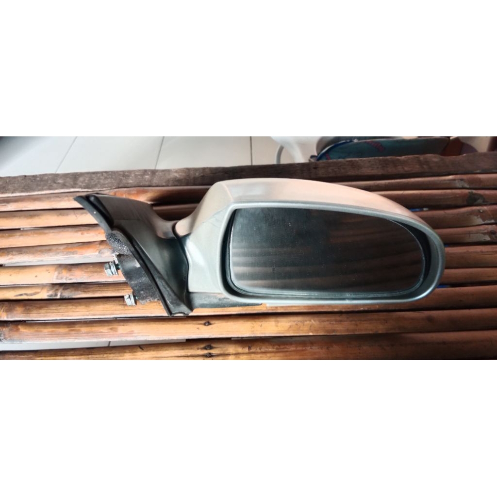 spion Hyundai Avega