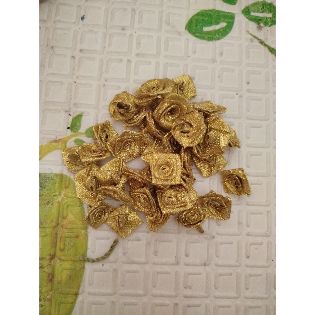 Hiasan bunga kecil