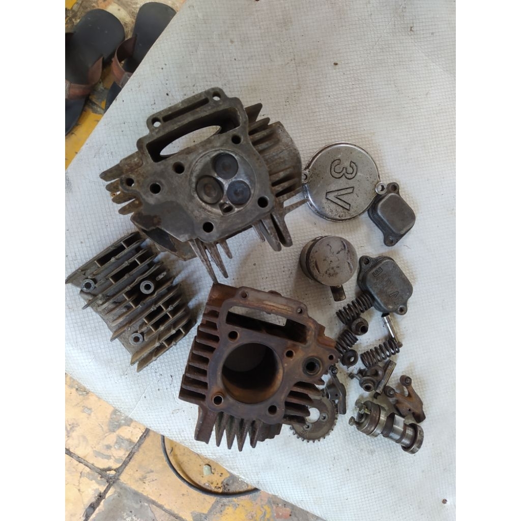 BLOK HEAD JAMUS MOTOR CINA