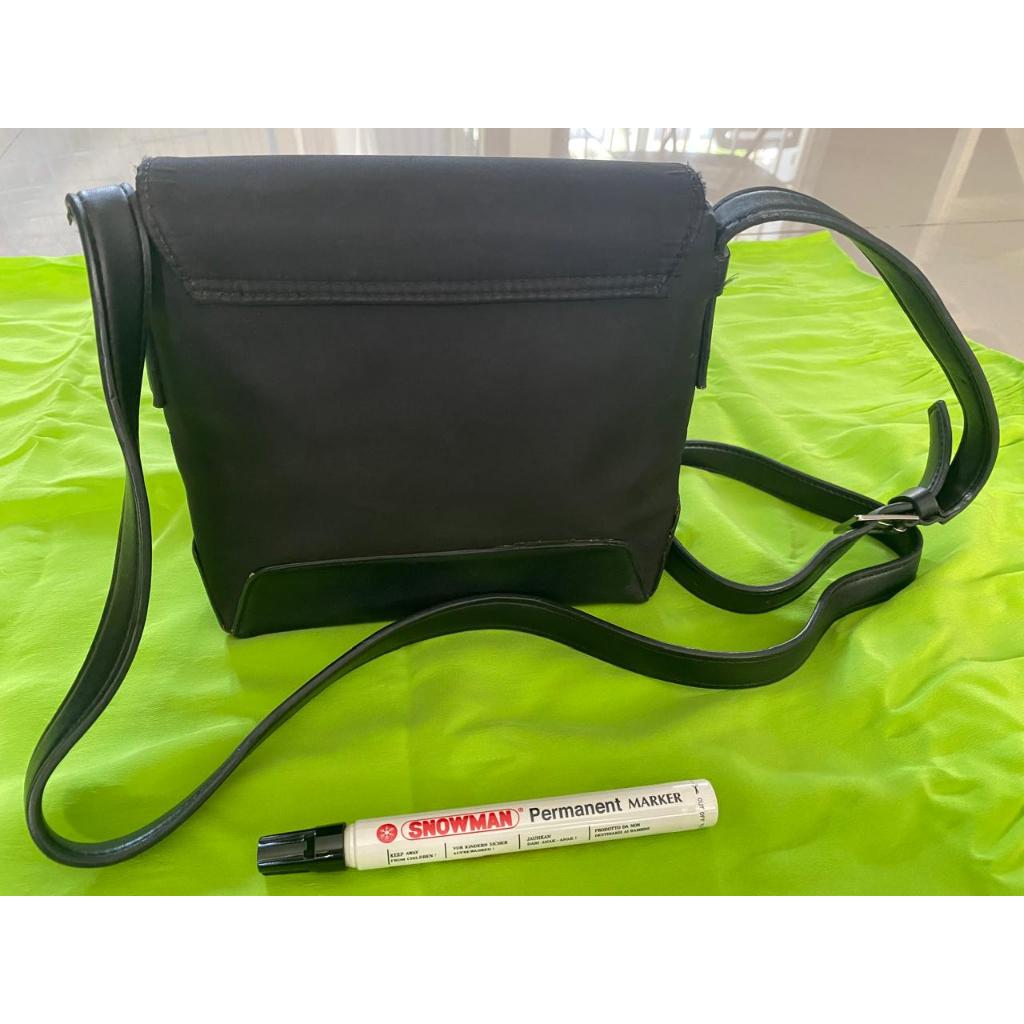 TAS SLEMPANG/ SLING BAG - ESPRIT – ORIGINAL – HITAM - PRELOVED
