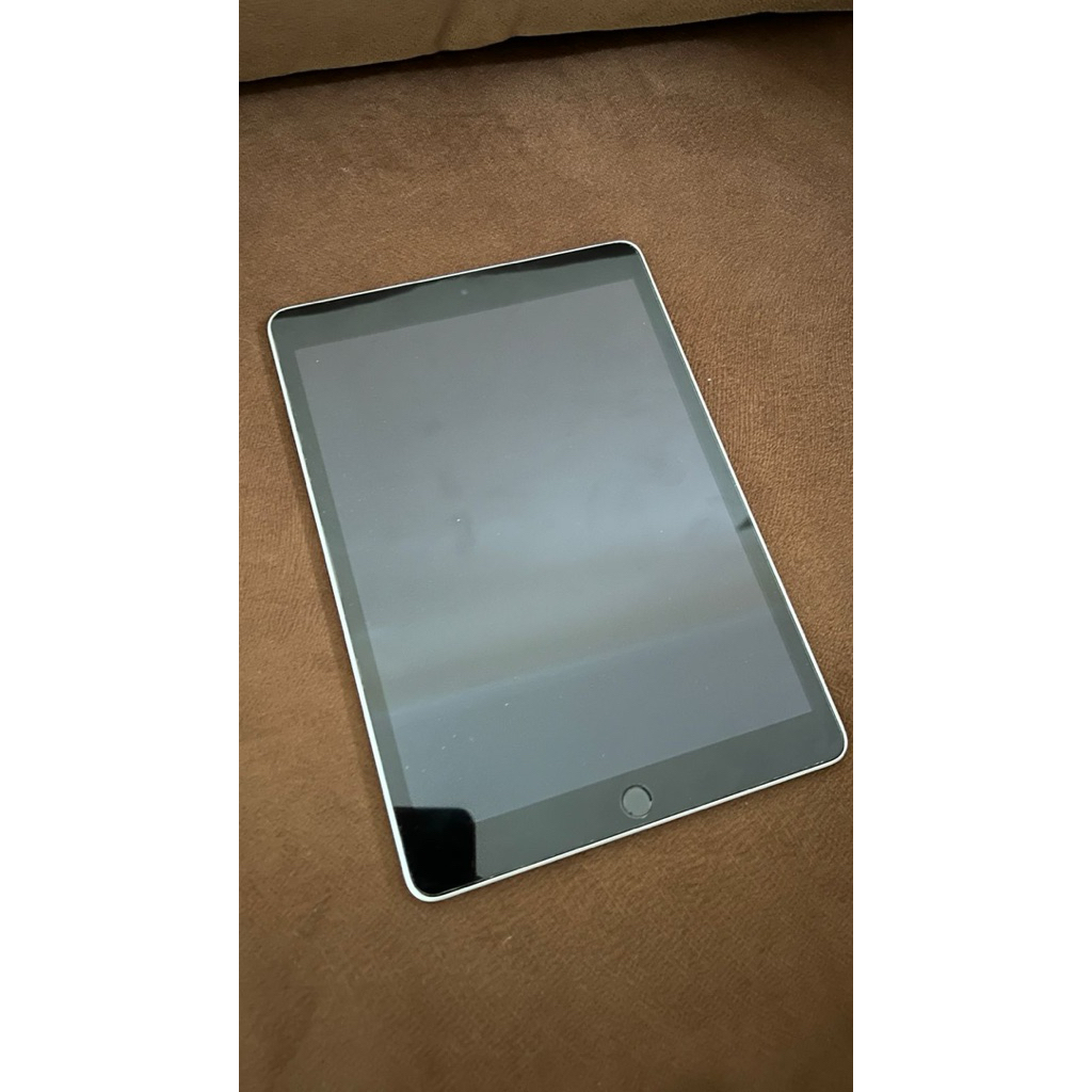 Second iPad Gen 9 256GB ex-ibox + Apple Pencil Gen 1