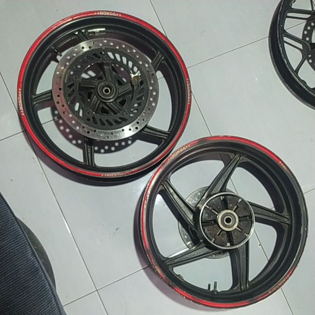 VELG VELK ORI CBR 150R 250R FI CBU THAILAND KPP ORIGINAL