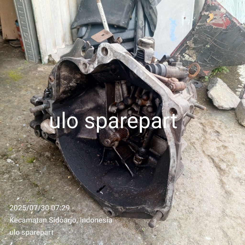 girbok suzuki esteem 1,6