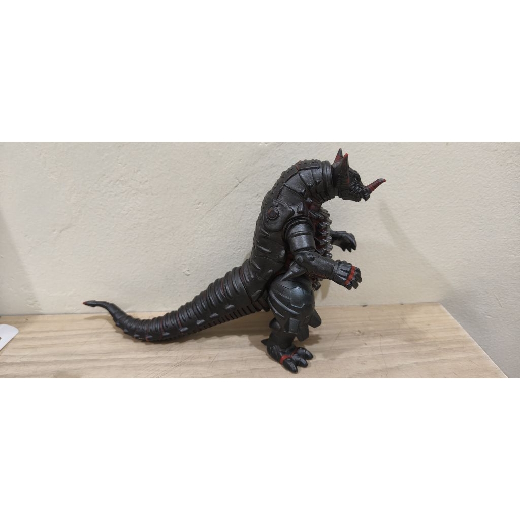 BANDAI MOVIE MONSTER MECHA GOMORA.