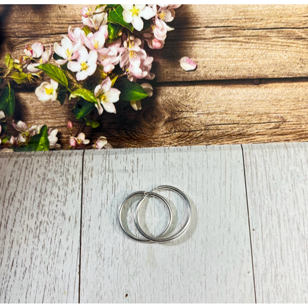 anting-anting bulat model polos