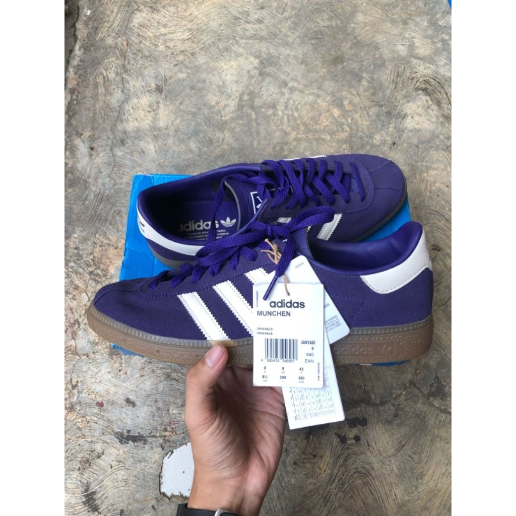 Sepatu Adidas city series MUNCHEN