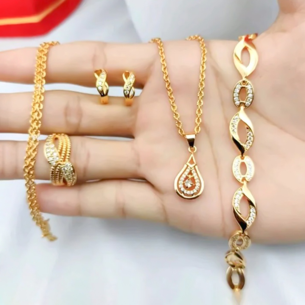 Set Perhiasan Oval Karawang Lapis Emas 18 Karat Bahan Koin