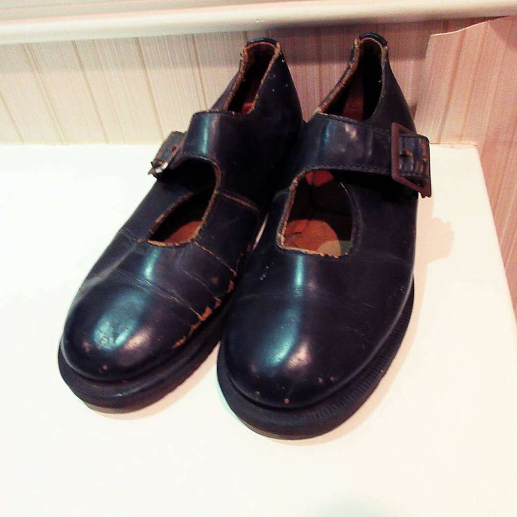 Dr martens Maryjane Shoe black loafer  Size 4 uk 37 eur  100% genuine leather  Made in england  Made