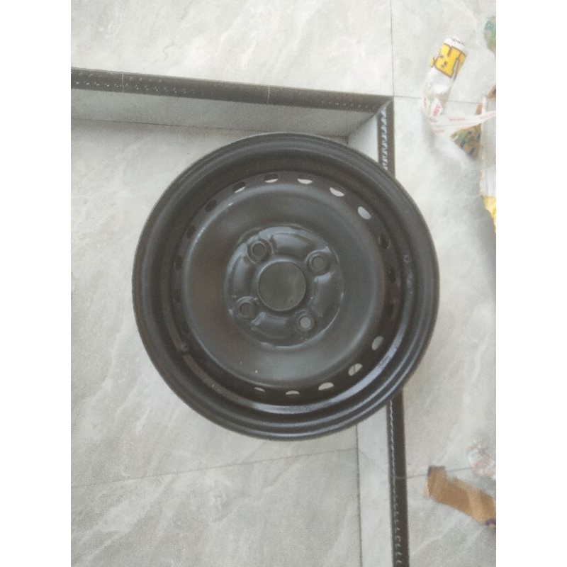 ring velg 14 lobang 4 Avanza second orginal