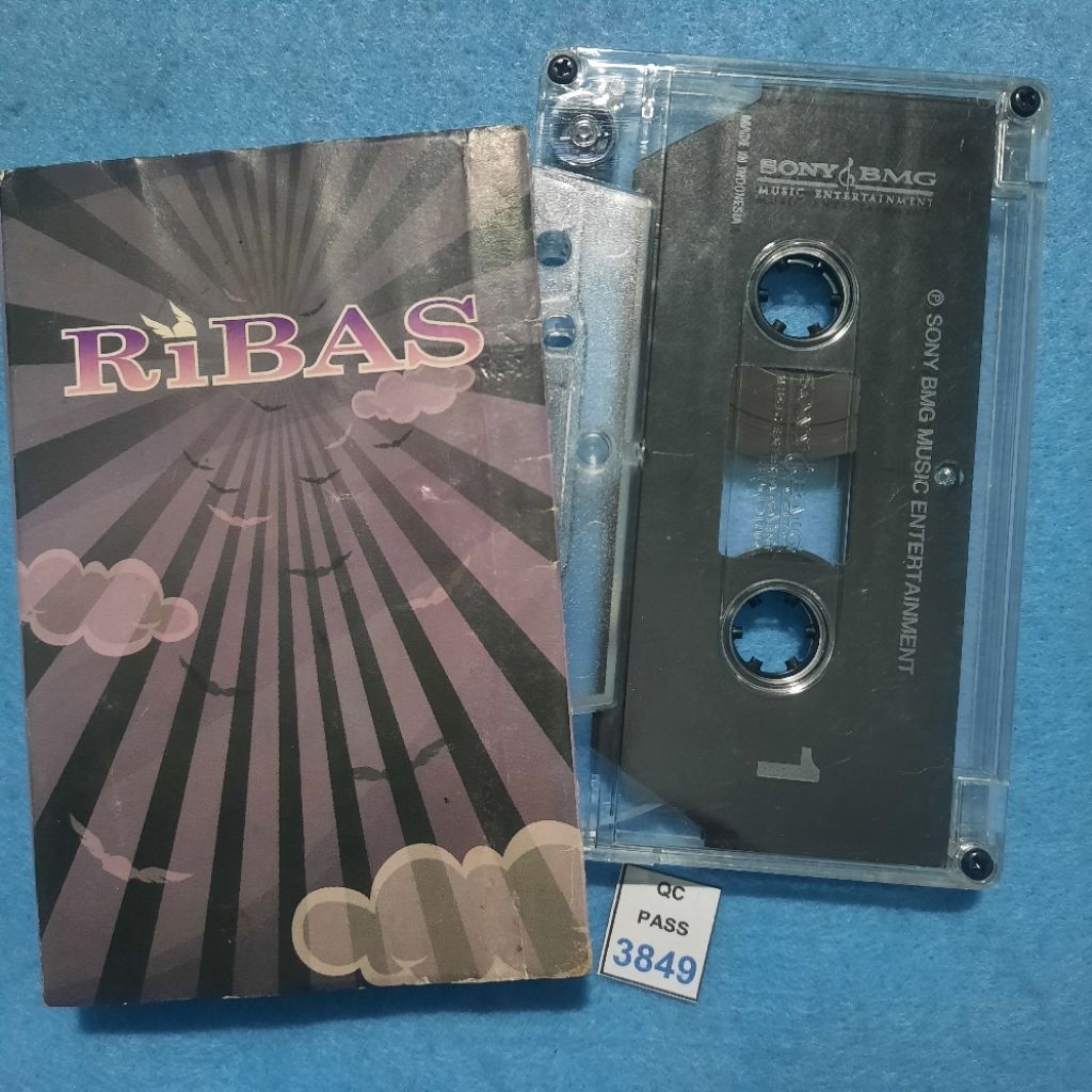 Kaset pita Ribas / Sebelah Hati