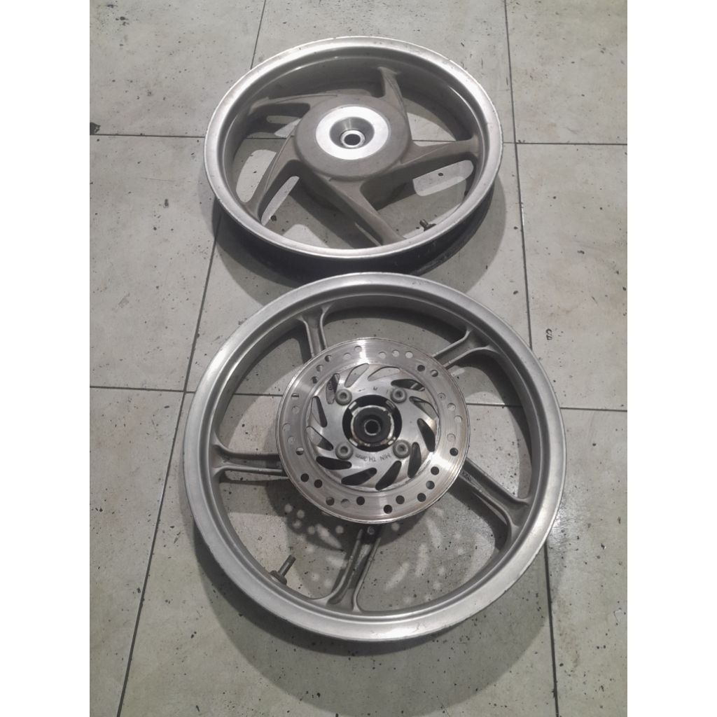 RODA VELG BEAT FI VARIO 110 BEAT KARBU SPASY  ORIGINAL CABUTAN MOTOR