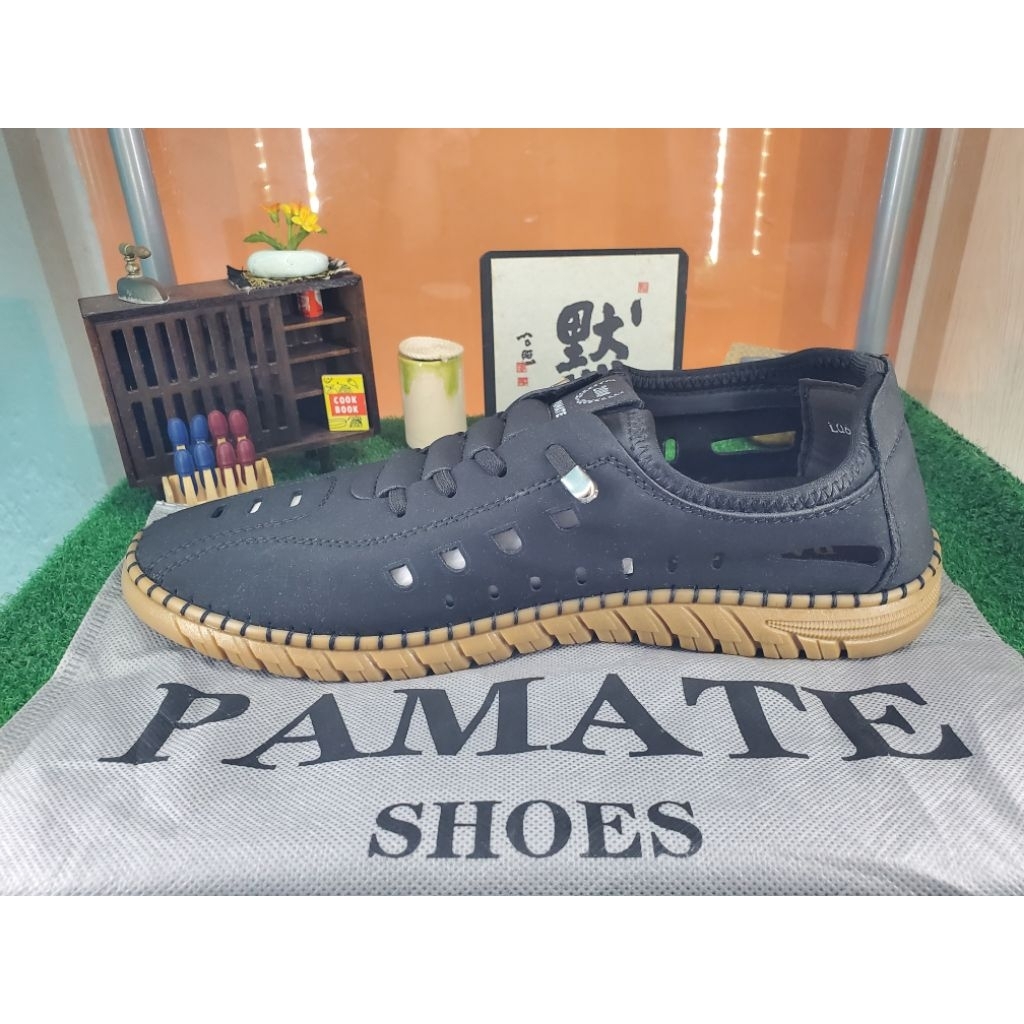 PAMATE Sepatu Pria Slip-On & Mules