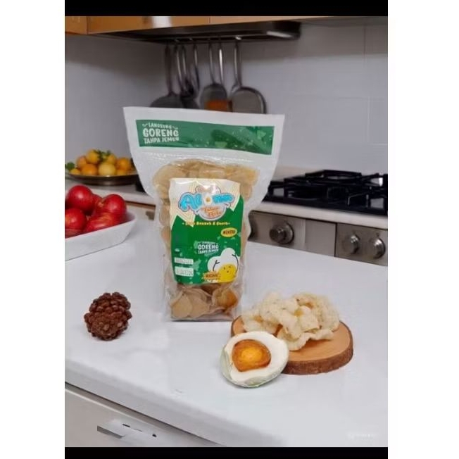 

Kerupuk Telur Asin Mentah Hommade Quality