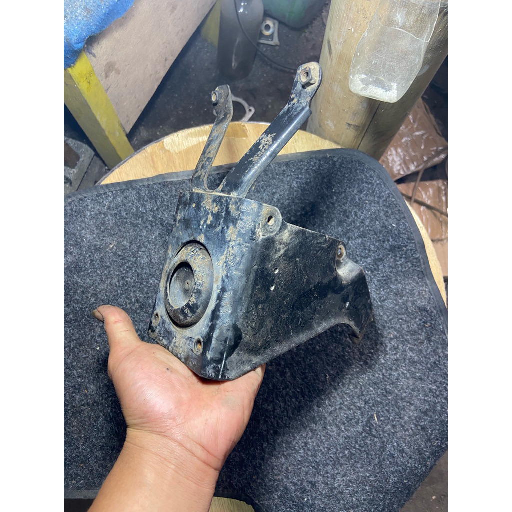 breket dasi yamaha force1