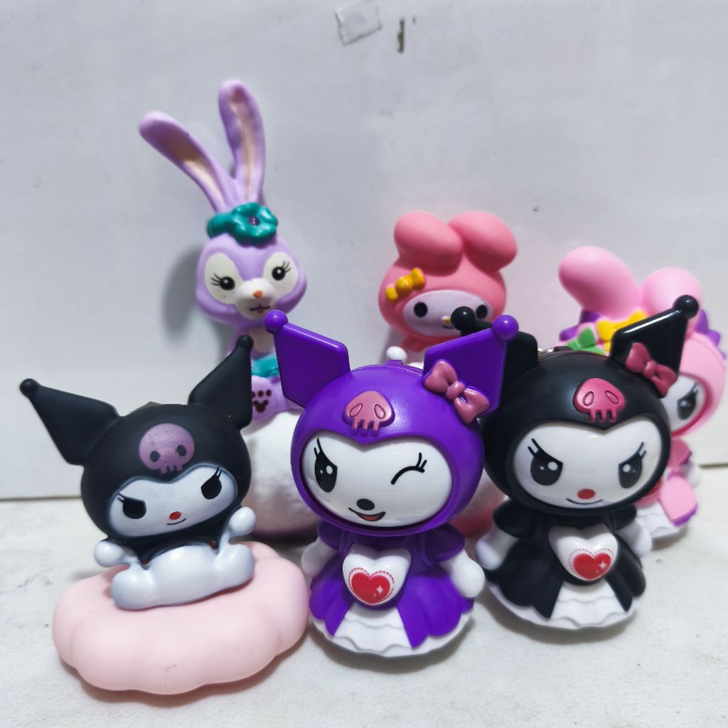 mainnan happy meal dan sanrio baru dan preloved