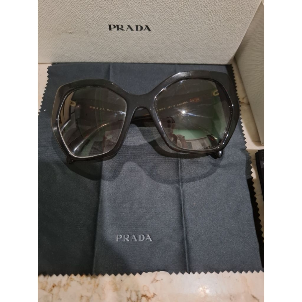 ori preloved prada sunglasses