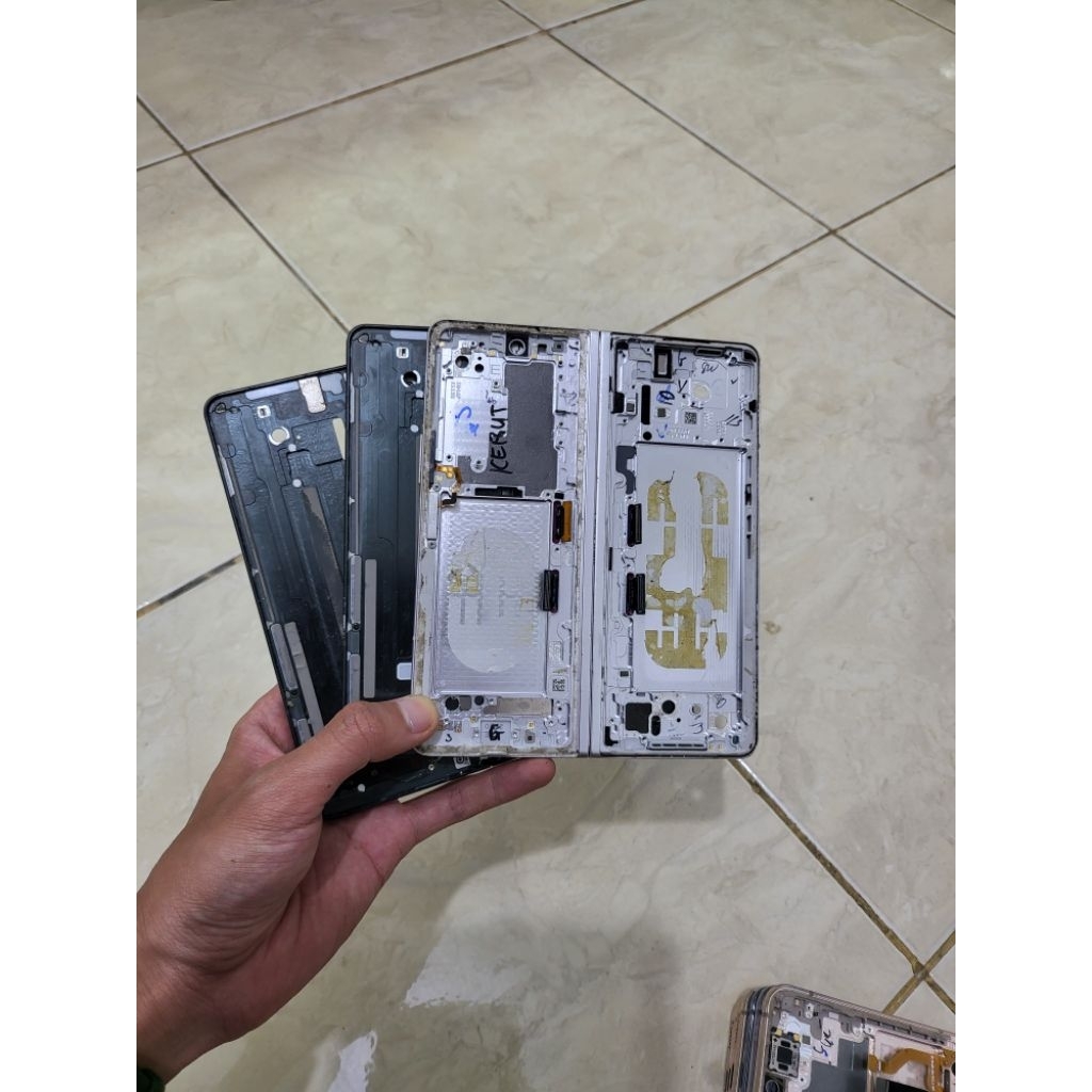 frame tatakan lcd z fold 3 + engsel