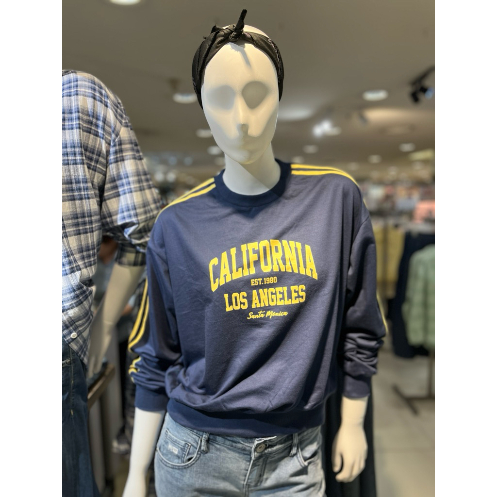 sweater wanita logo jeans original new arrival