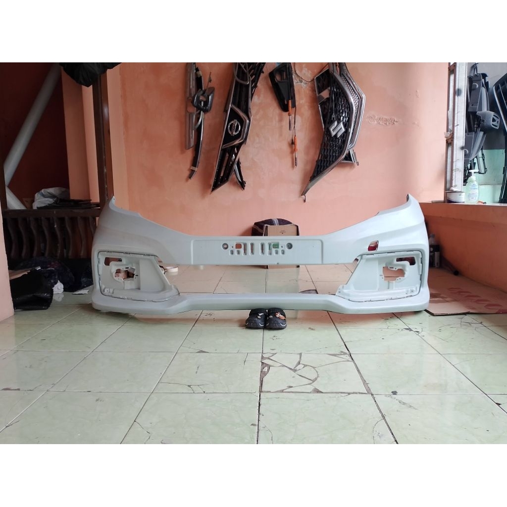 Bemper depan Honda Mobilio RS tahun 2019