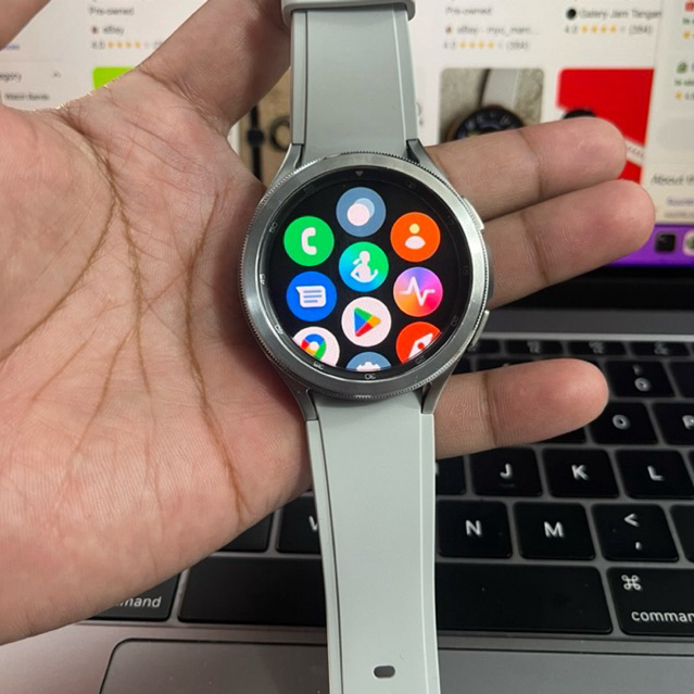 Samsung galaxy watch 4 classic 46mm WearOs Google
