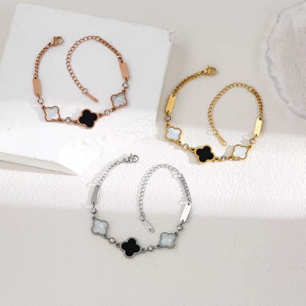 Gelang Clover Emas Mewah - Anti Karat, Elegan & Trendy