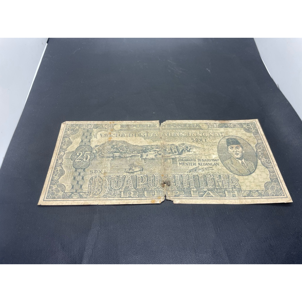 25 rupiah seri pak Soekarno 1945-1947 fine