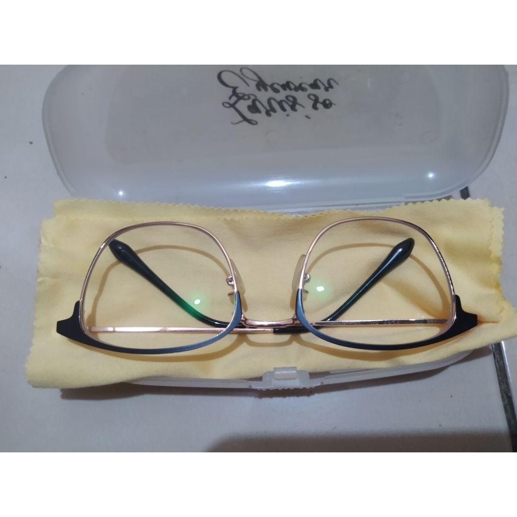 Kacamata Minus Frame Tebal