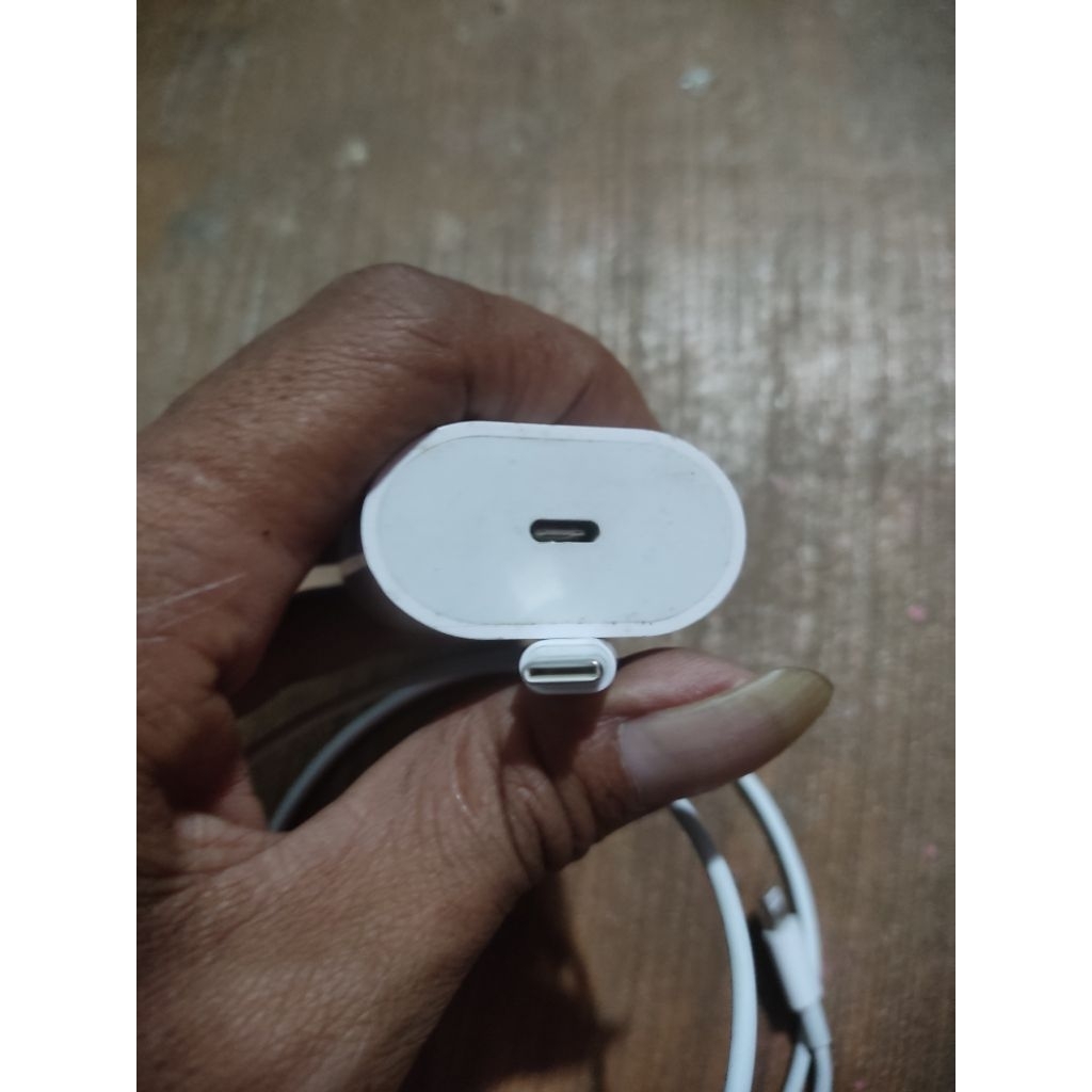 charger iphone adaptor type C original bawaan iphone 13pro