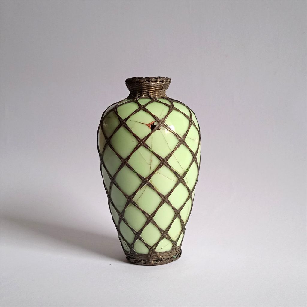 Antik Vintgae Guci Porcelain Rajut Tali Tembaga Jepang Era Meiji Langka Tua