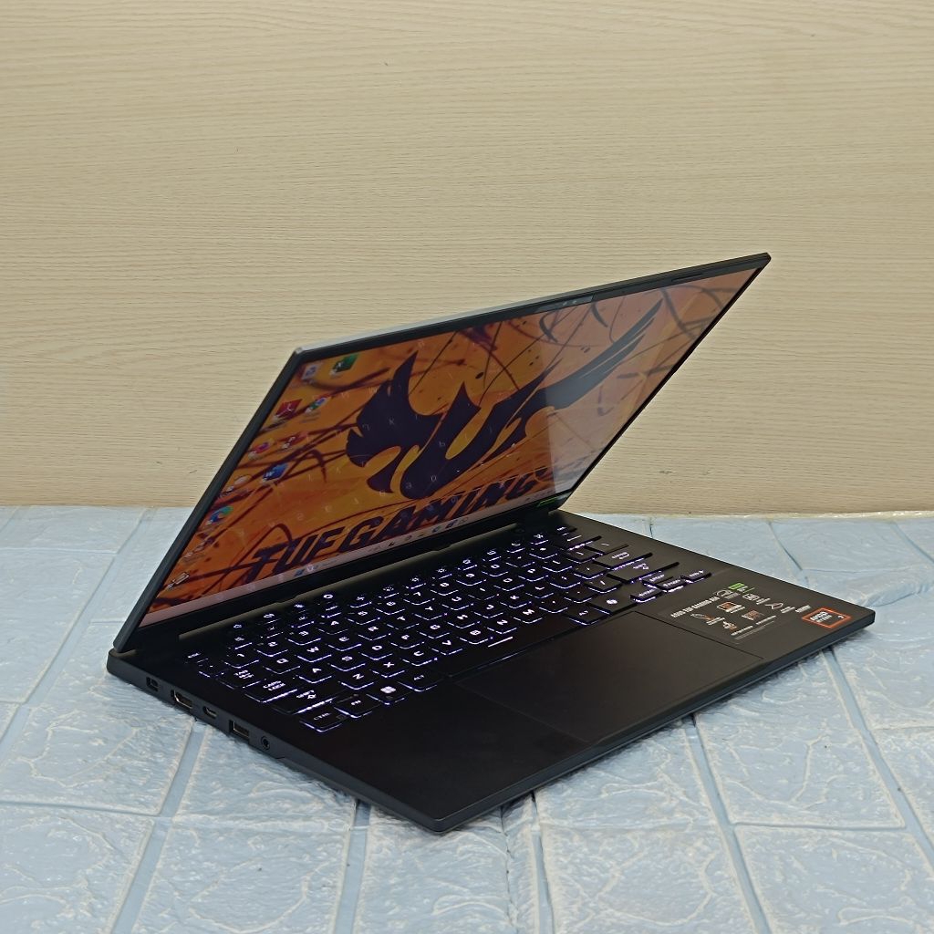 LAPTOP ASUS TUF GAMING A14 FA401UU AMD RYZEN 7 8845HS RAM 16 GB SSD 512 GB RTX 4050
