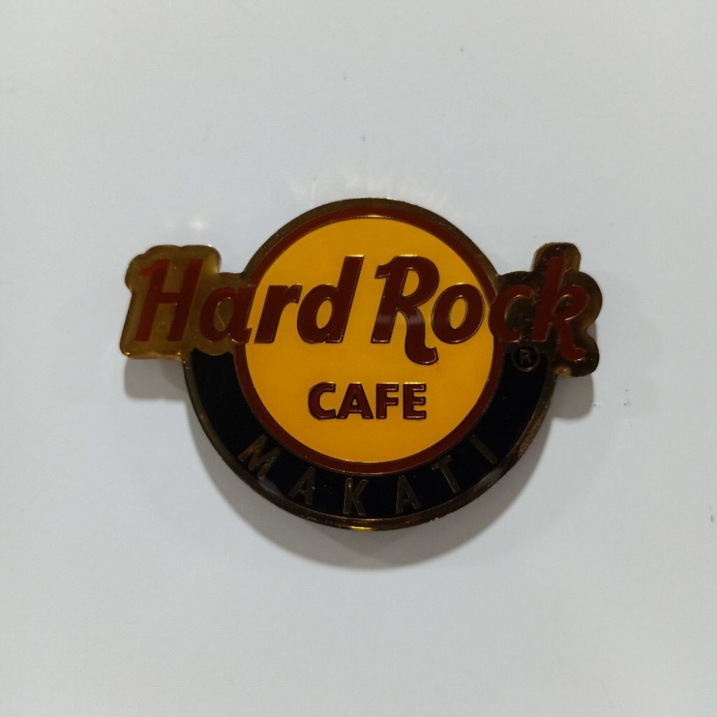 Pin Magnet Kulkas Hard Rock Cafe Classic Round City Makati Preloved Original