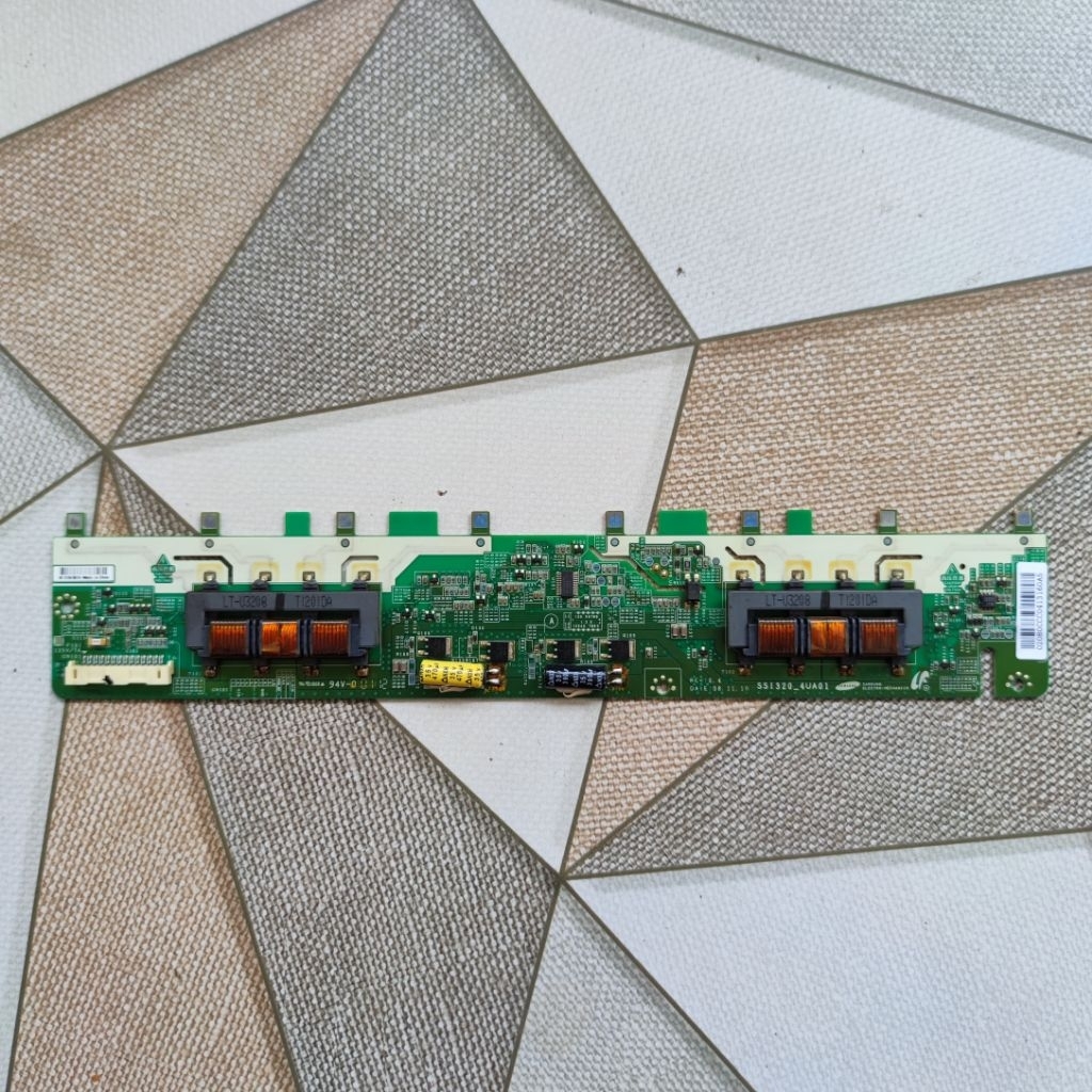 inverter Backlight ori lcd tv polytron PLN32M22 PLM 32M22