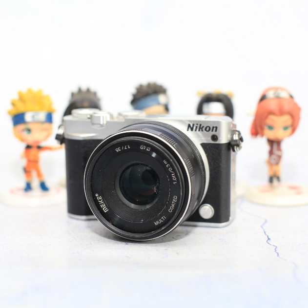 Kamera Mirrorless NIKON 1 J5 Support Foto & Video