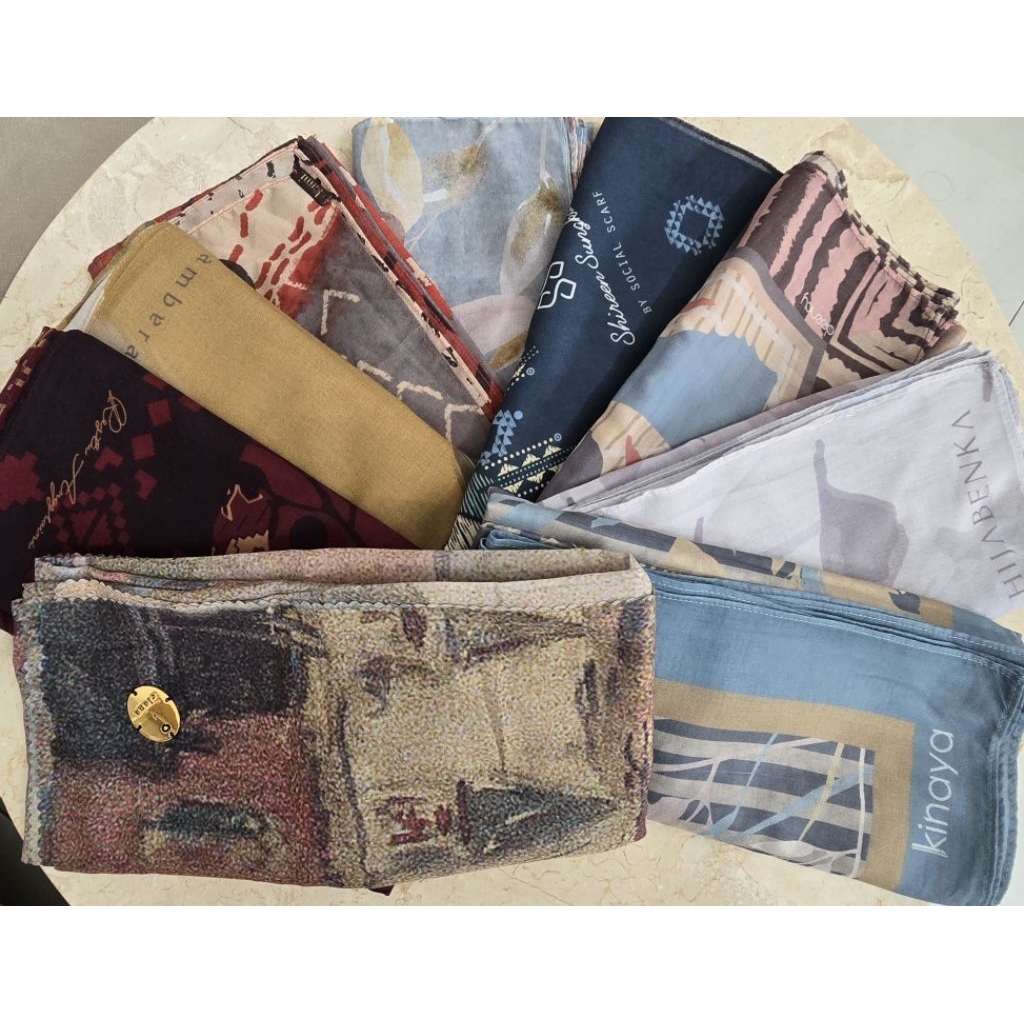 Preloved Hijab Kamiieda, Elana, Kinaya, Deenay, Restu Anggriani, Purukambera, Hijabenka