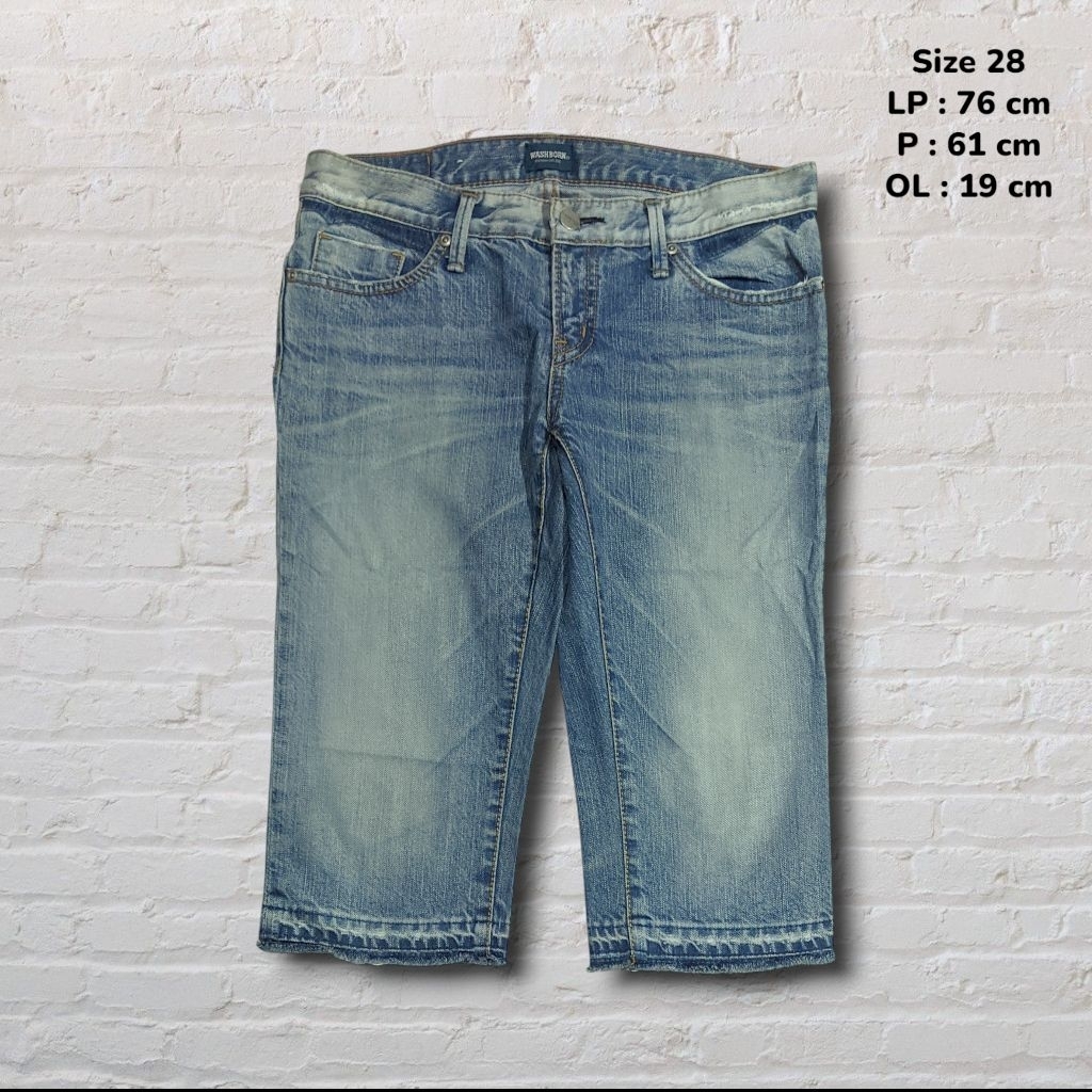 Size 28 Celana Pendek Shortpants Jeans Washborn Blue Washed    Second Preloved #CP106