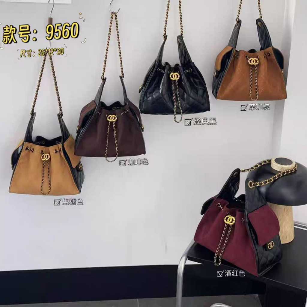 Cendol Royal Cuir Hobo Serut 25