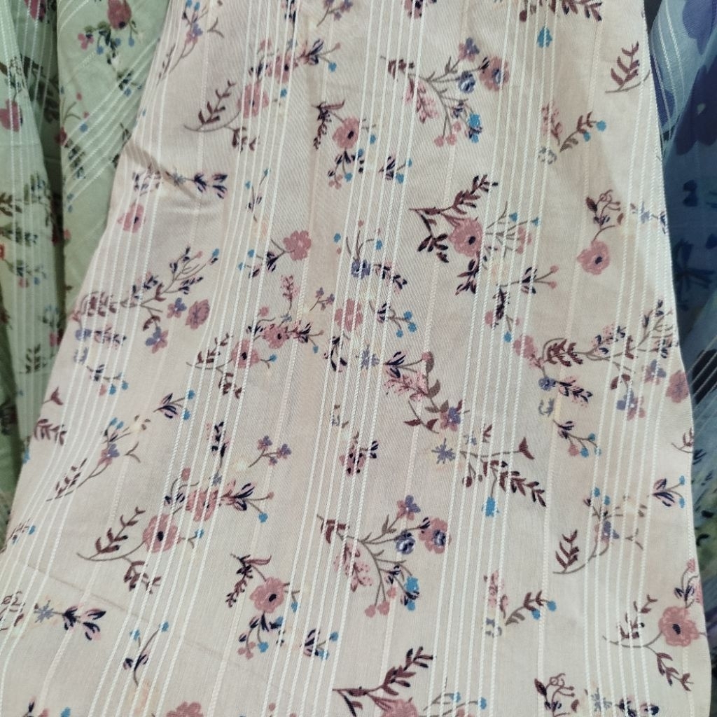 Kain Katun Silki Doby Floral Mini Premium – Cocok untuk Gamis, Dress,Kemeja & Baju Anak - Kain Katun