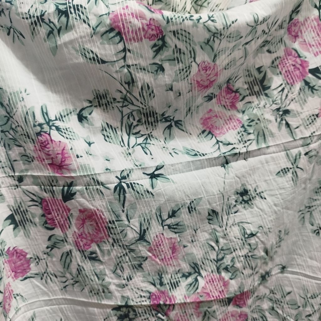 Kain Katun Silki Doby Floral Mawar Premium – Cocok untuk Gamis, Dress,Kemeja & Baju Anak - Kain Katu